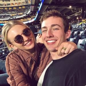 Meet your Posher, Alex